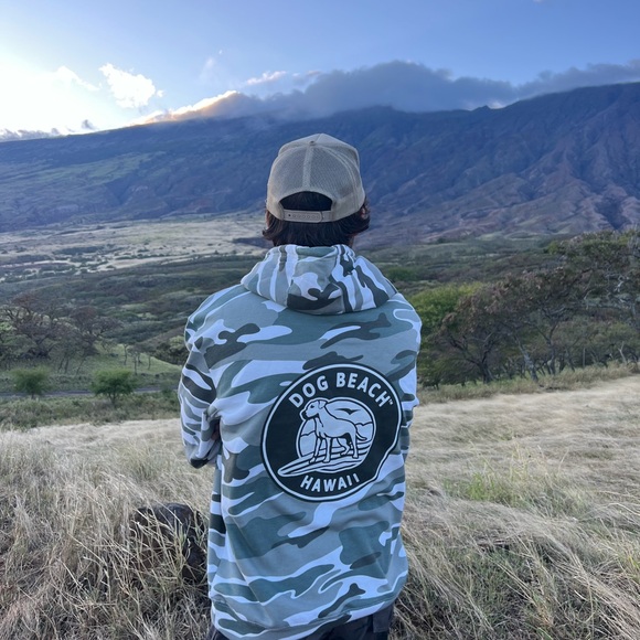 DOG BEACH HAWAII HOODIE - Picture 6 of 6